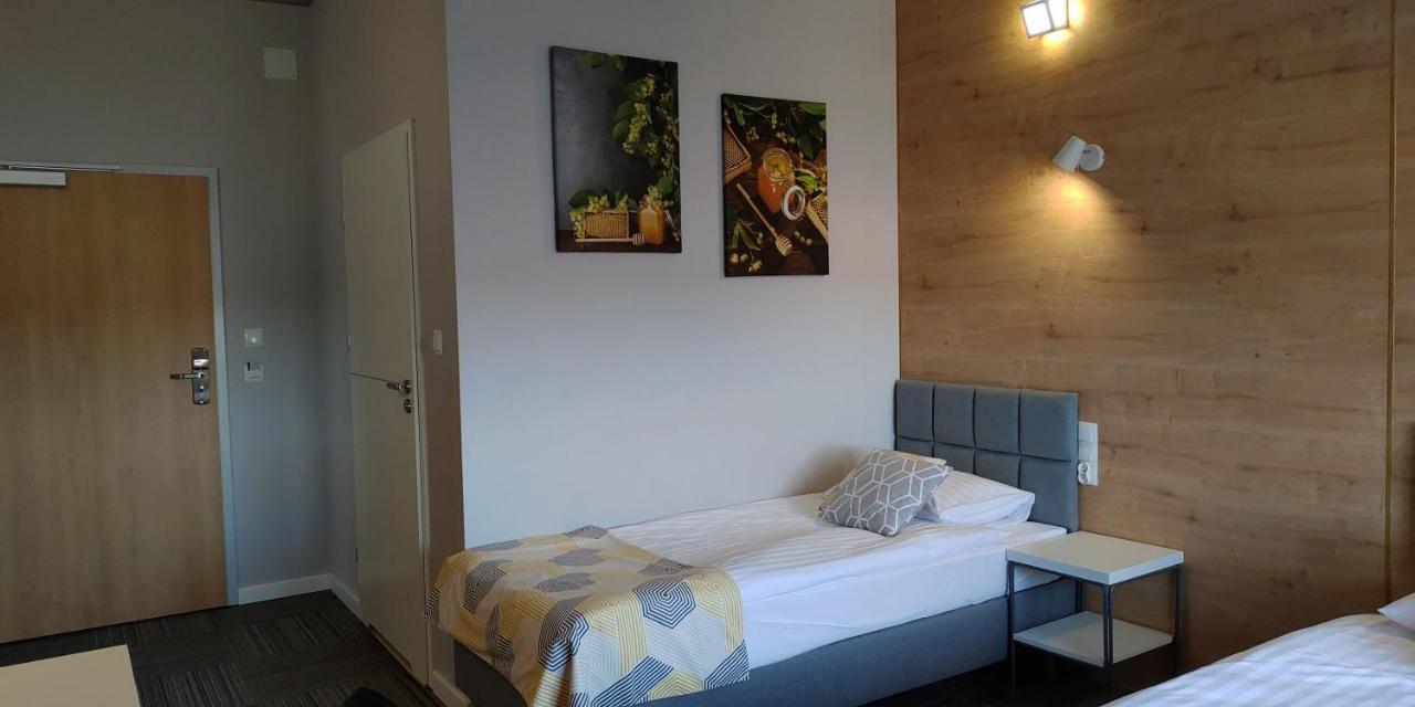 Hotel 107 Rumia Luaran gambar