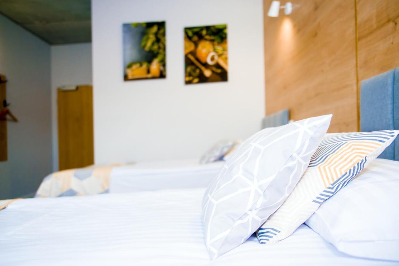 Hotel 107 Rumia Luaran gambar