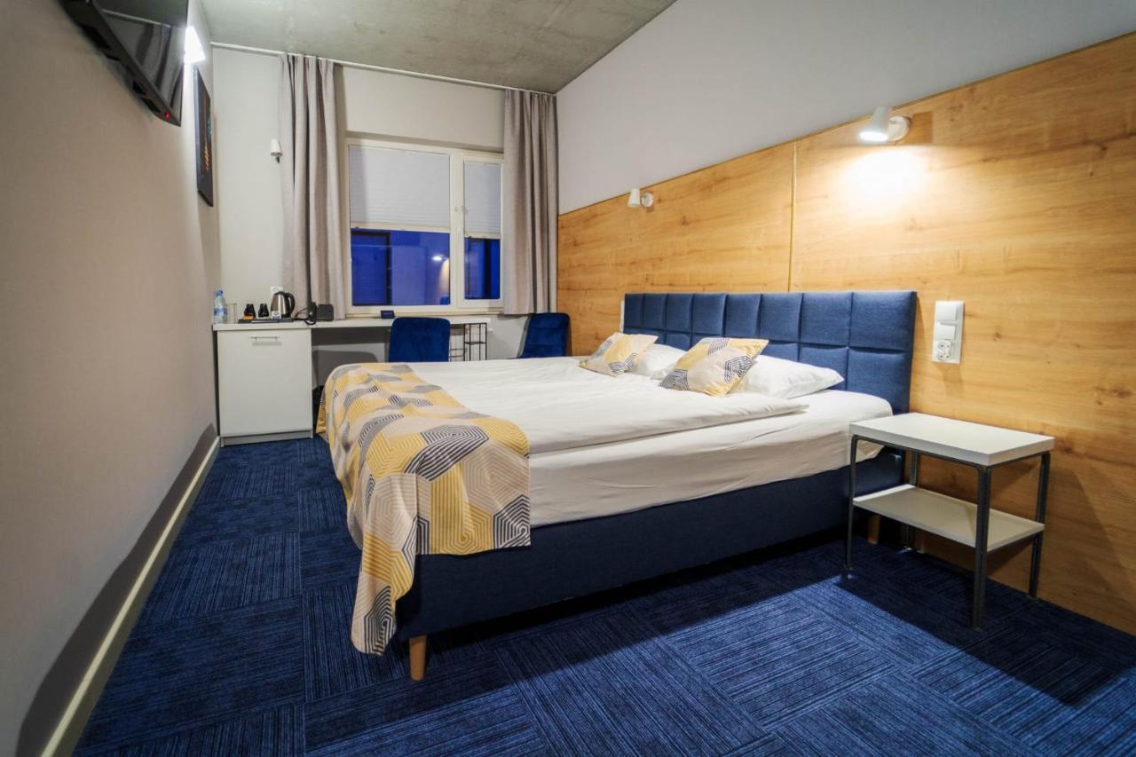 Hotel 107 Rumia Luaran gambar